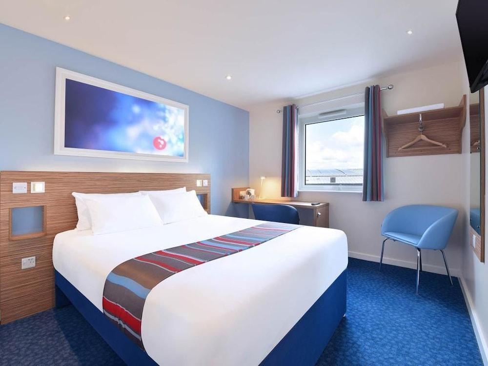 Travelodge London Ealing Exterior foto